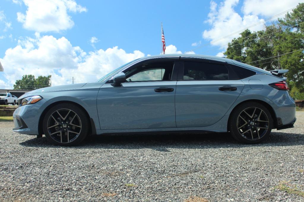 2023 Honda Civic Sport Touring photo 5