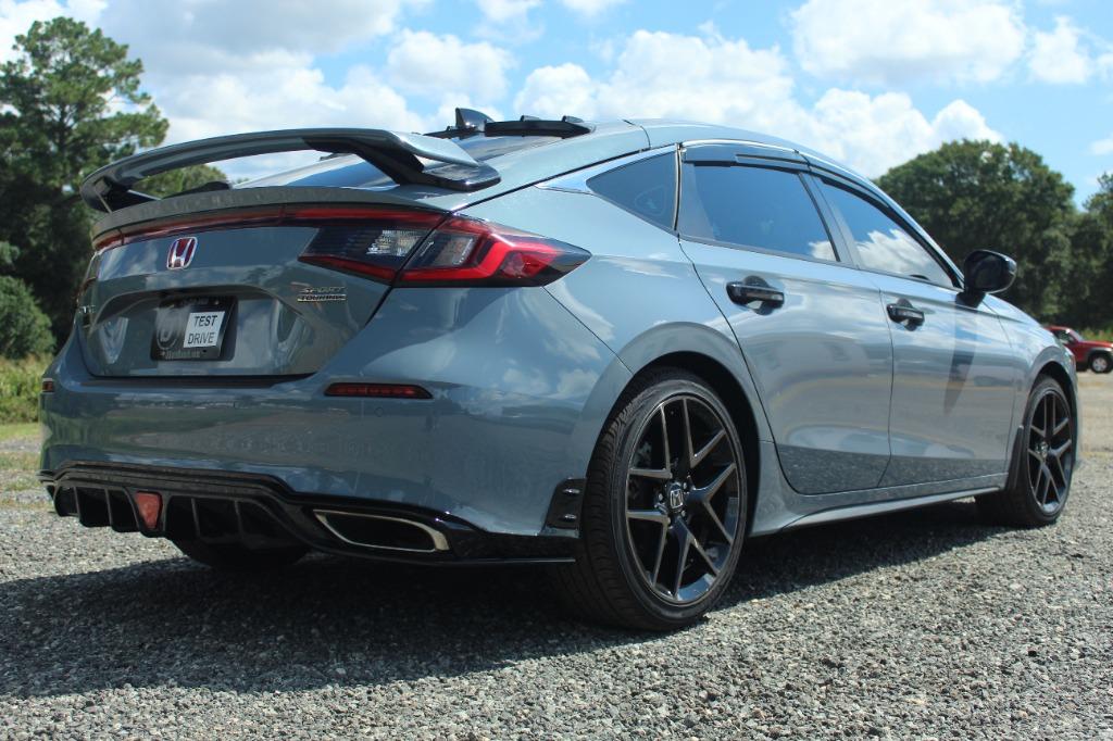 2023 Honda Civic Sport Touring photo 9